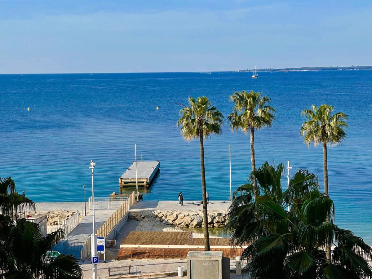Hotel Courbet Juan-les-Pins Bagian luar foto