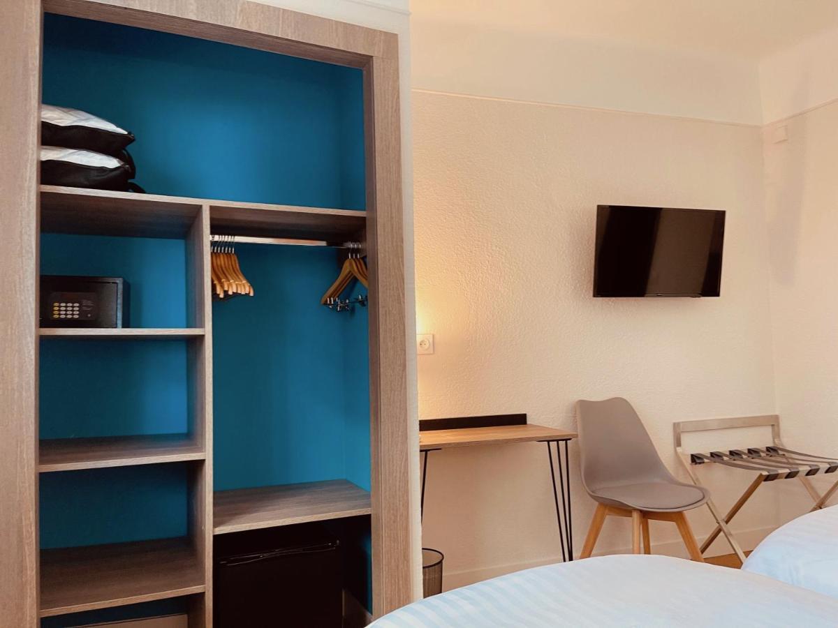 Hotel Courbet Juan-les-Pins Bagian luar foto