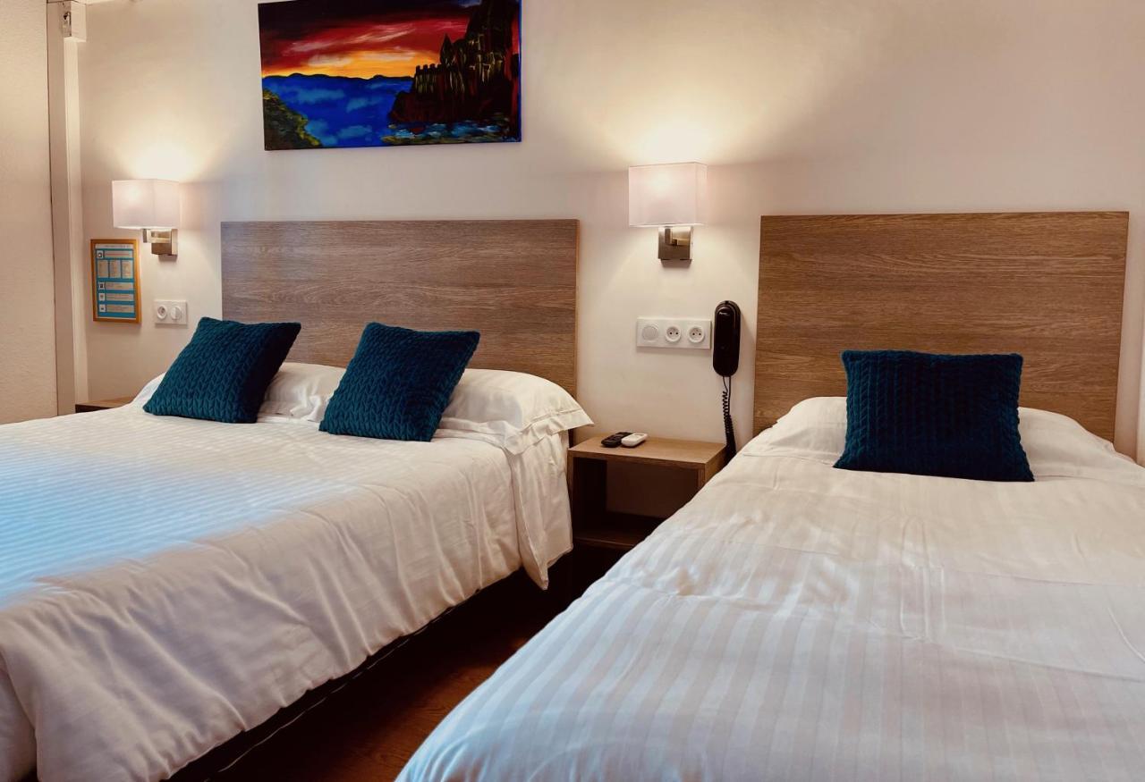 Hotel Courbet Juan-les-Pins Bagian luar foto