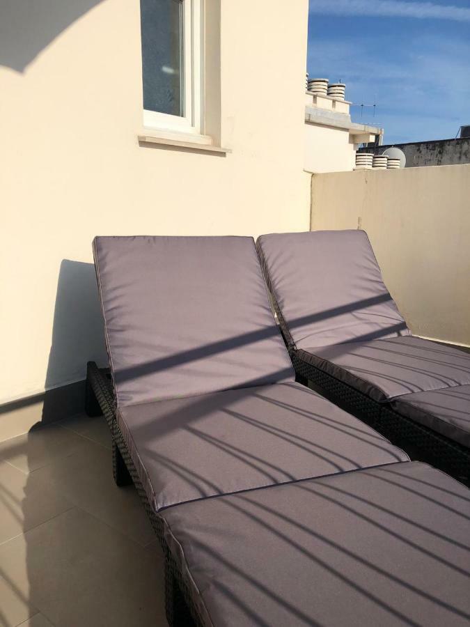 Hotel Courbet Juan-les-Pins Bagian luar foto